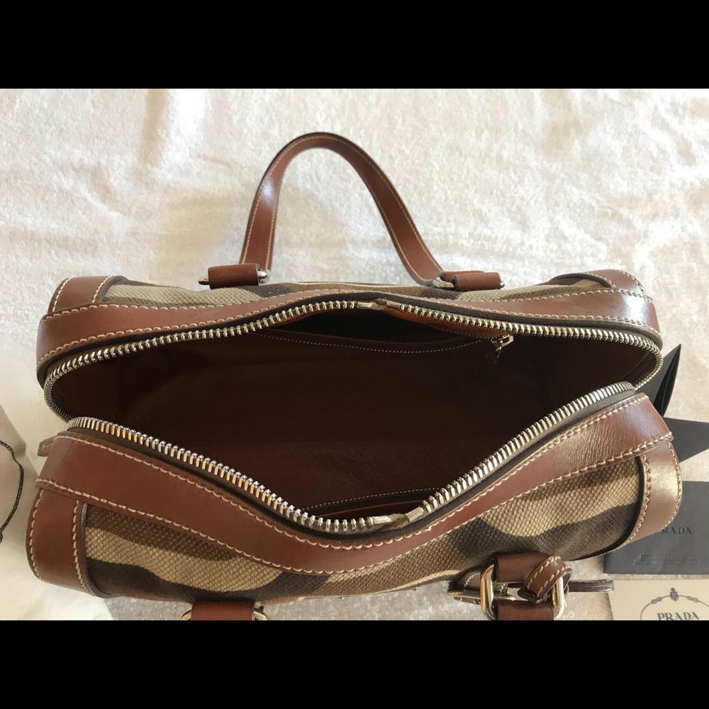 Authentic Prada bag - perfect condition. - Picture 2 of 10